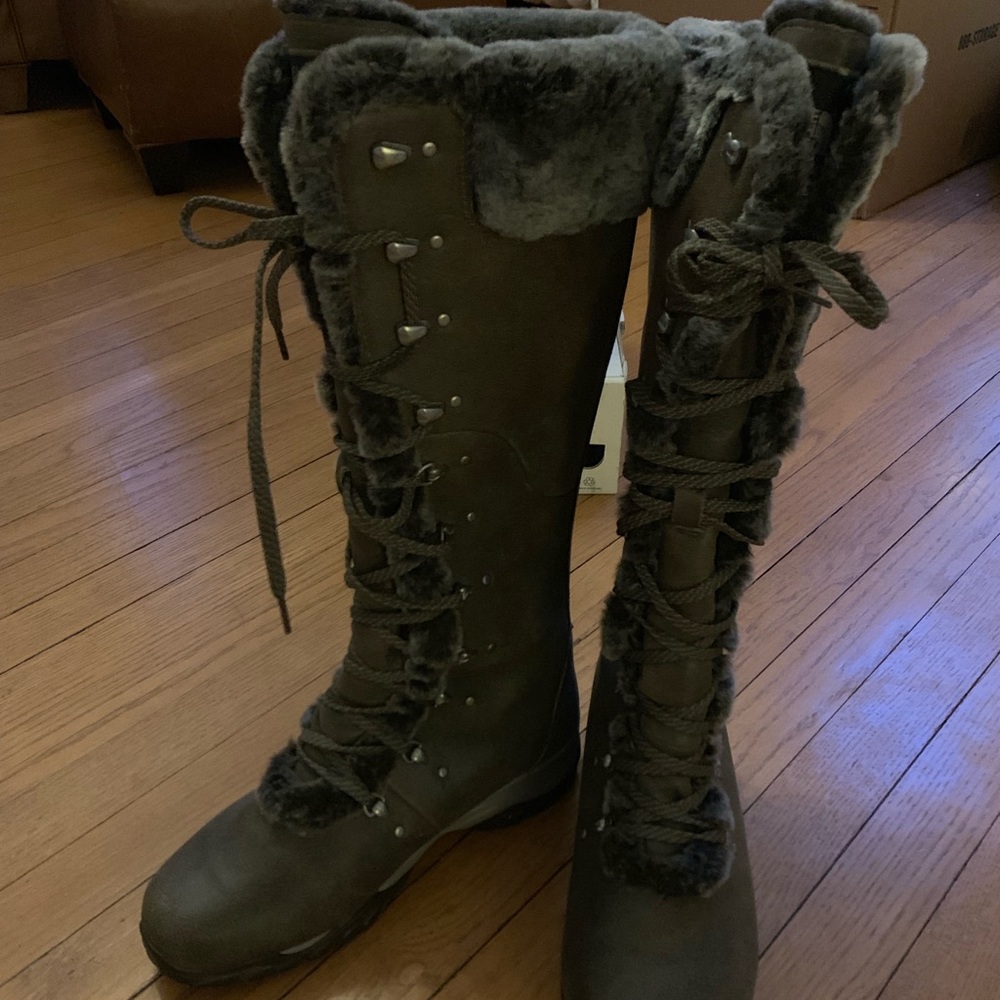 North FaceKnee High boots